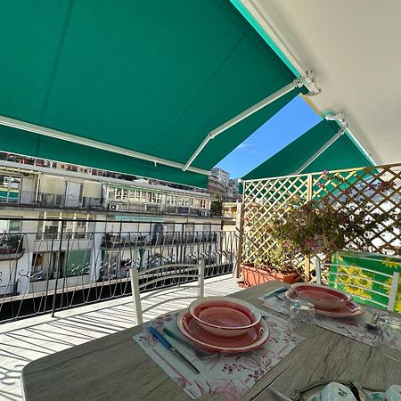 Апартаменты Wh - Un Posto Al Sole - Attico Monolocale Con Parcheggio Gratuito - 5 Minuti Dal Centro - Wifi Санремо Экстерьер фото