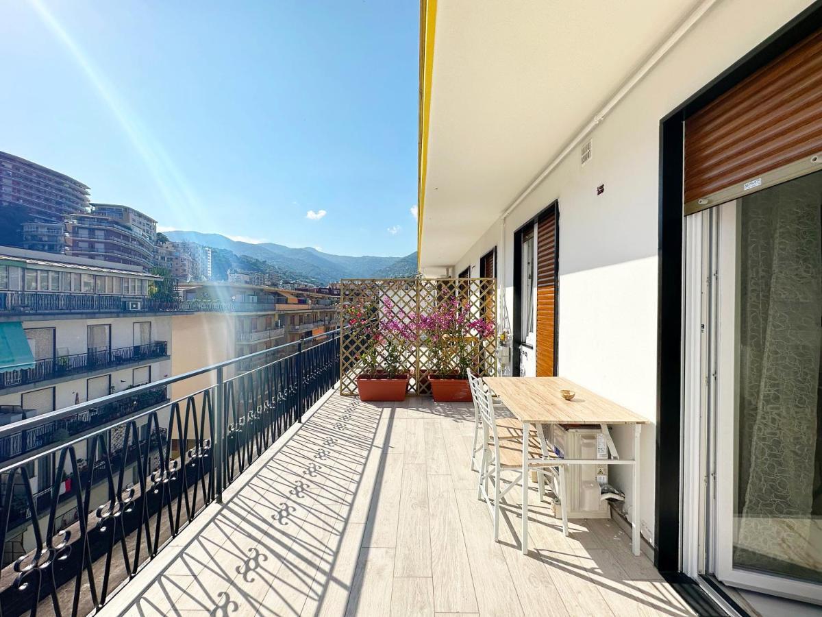 Апартаменты Wh - Un Posto Al Sole - Attico Monolocale Con Parcheggio Gratuito - 5 Minuti Dal Centro - Wifi Санремо Экстерьер фото